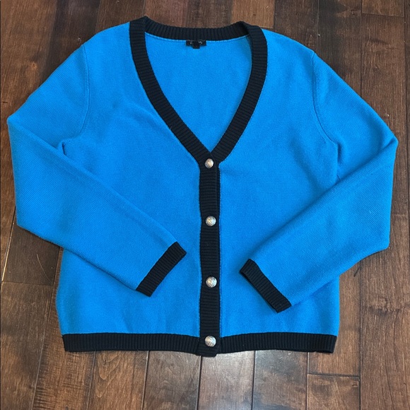Talbots Tipped Texture V-neck Cardigan Sweater Blue black Silver tone buttons M - Picture 2 of 10
